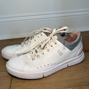 On Running The Roger Advantage White Rosehip Sneakers Women’s 9